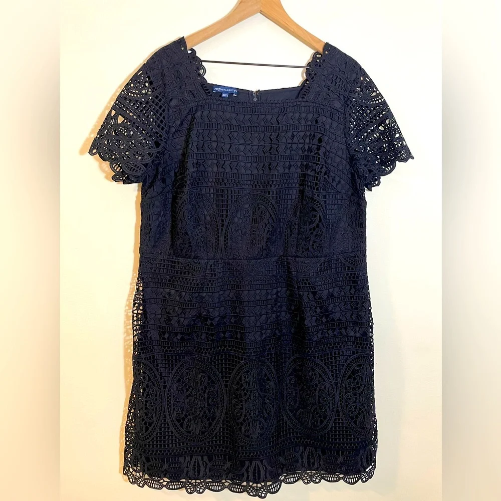 RSVP By Talbots Medallion Lace A-Line Navy Blue Dress Sz 16WP Wedding Formal EUC - Picture 2 of 10